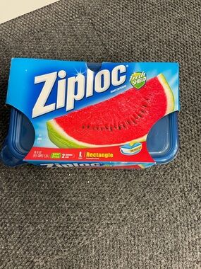Ziploc Large Rectangle Food Storage Container 76 fl oz 9.5 cups 2 count New NOS